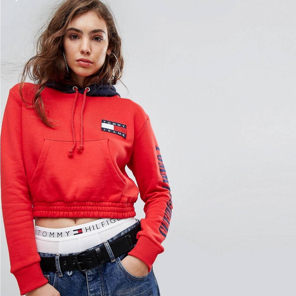 Tommy jeans 90s capsule contrast crop hoodie